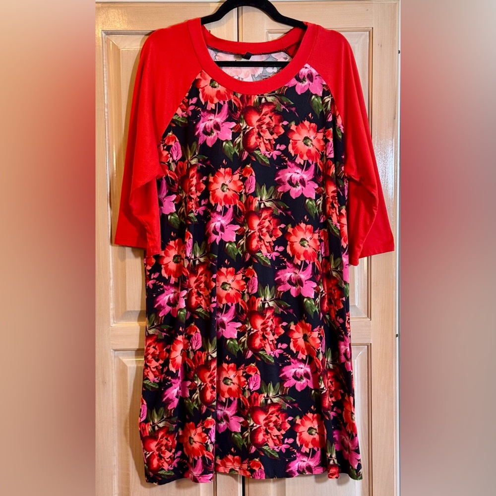 Piphany Floral Red and Black Dress
